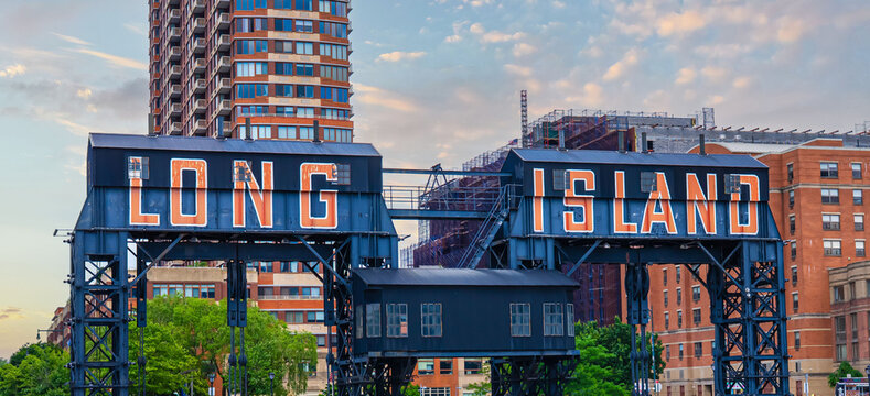 Long Island City (LIC) is a neighbourhood within Queens's New York City borough. NYC, New York State, United States of America. 