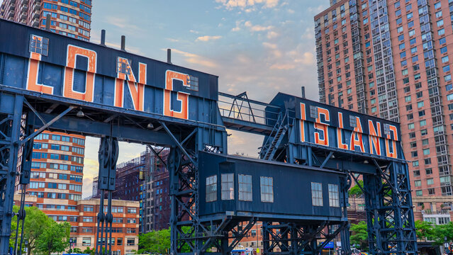 Long Island City (LIC) is a neighbourhood within Queens's New York City borough. NYC, New York State, United States of America. 