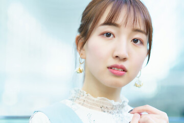 若い女性のポートレート