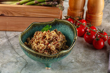 Boiled quinoa cereal in the bowl