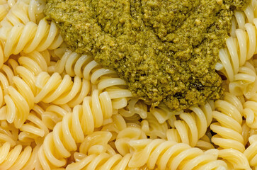 Fussilli mit Pesto genovese