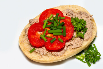 Leberwurstbrötchen de luxe