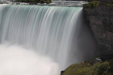 Long exposure of Niagara Falls from the canadian side