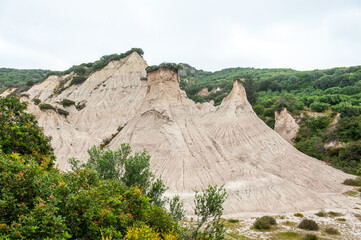 Piramidy Ziemne Kreta