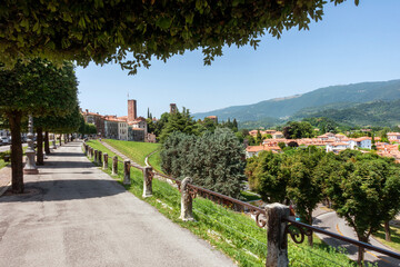Bassano del Grappa,  Viala dei Martiri