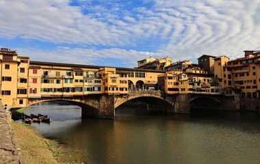 Fototapeta premium Ponte Vecchio in Florence with blue sky.