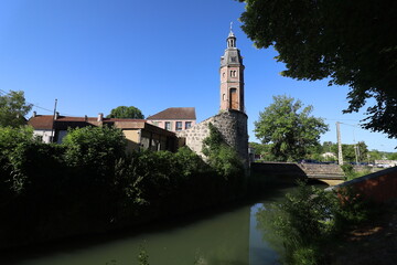 Beffroi, tour de l'horloge, ville de Crécy la Chapelle, département de la Seine et Marne, France