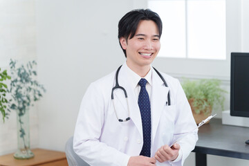 笑顔の医者
