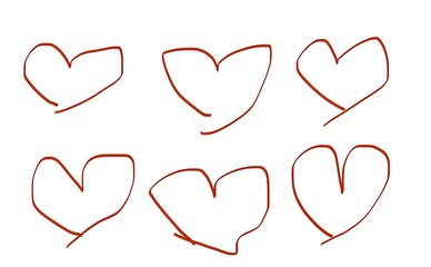 6 pieces of red hearts
