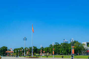 Fototapeta premium Ba Dinh square with vietnamese flag at Ha Noi, Vietnam 