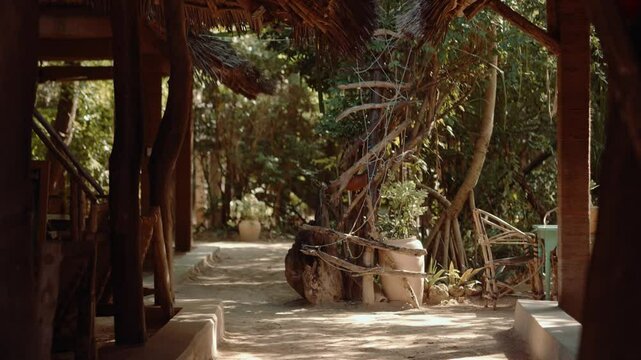 Tropical hotel walkthrough video, island holiday apartments