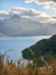 Obraz premium Sunset Light Over Lake Wakatipu from Aurora Point