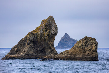 Fototapeta premium rocks and sea