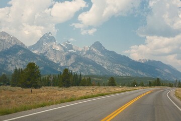 Fototapeta premium Driving in the Tetons