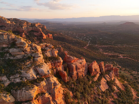 sedona red rocks during sunset in wonderful golden and pink hues