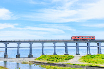 初夏の惣郷川橋梁とキハ40系　山口県阿武郡　Sogogawa Bridge and Kiha 40 series in...