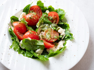 salad with tomatoes and feta cheese