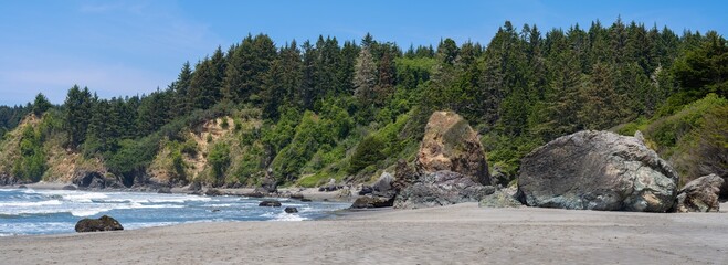Panorama of boulders on the State beach at Trinidad, California, USA © davidrh