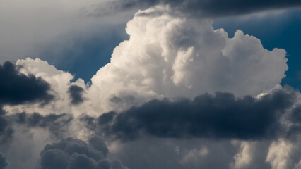 Cumulonimbus par temps orageux
