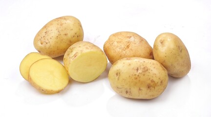 Kentang. Potatoes are a type of tuber that is rich in nutrients and has various health benefits.. Potato isolated