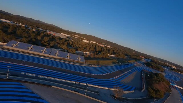 Course formule 1 drone FPV