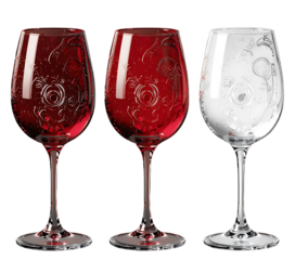 Wine glass (red & white variants).
