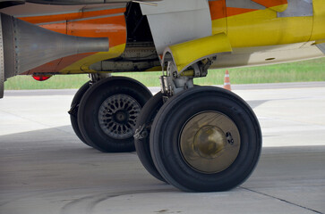 Jet engine and wheel of airplane