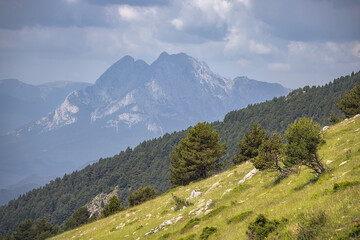 Dramatic Views of Pedraforca Mountain Reveal Nature's Splendor in Catalonia