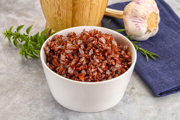 Red steamed rubine rice garnish