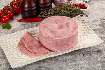 Tasty Hum piece with slice