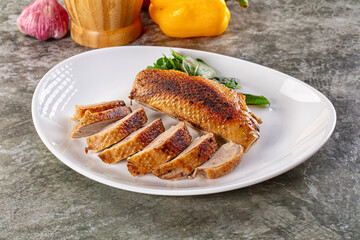 Roasted duck breast with slices