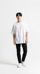 Fototapeta premium A model wearing an oversized white t-shirt, Mockup Oversized T-Shirt