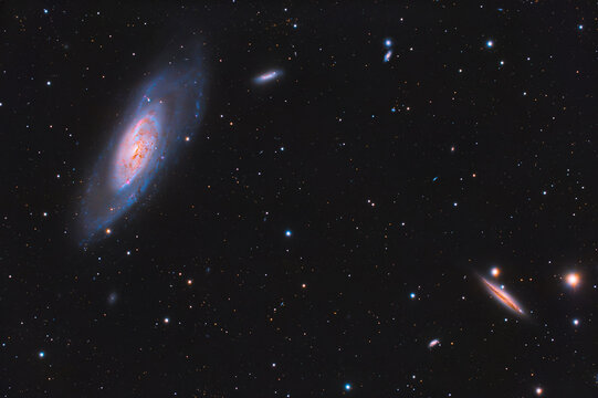 M106 fotografata in 106ore con telescopio, non Ai