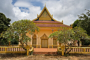 Wat Sen Monorom before the storm