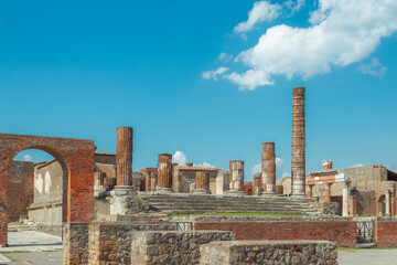 A photo of the remains of Pompeii 