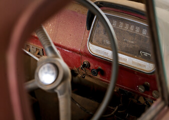 Steering wheel and keys on old truck