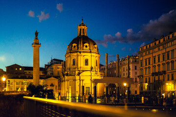 Fototapeta premium Night in the streets of Rome, Italy
