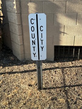 Vacaville City Limits Sign