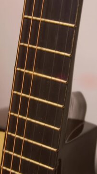 Animation of light flashing over guitar