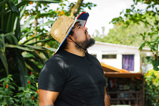 Observing in tropical greenery