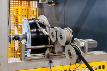 Working winding machine for industrial tape, hoses and cables