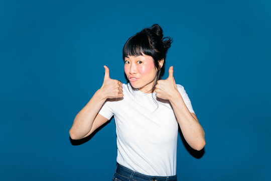  Thumbs up
