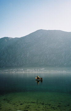 Misty morning in the bay