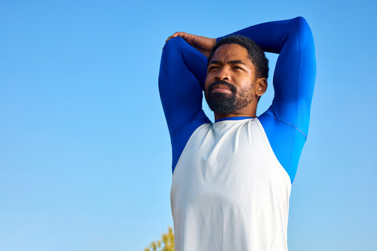 Athlete extends his back