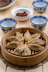 Bashang Zhangyuan delicacy oat noodle steamed dumplings in a steamer