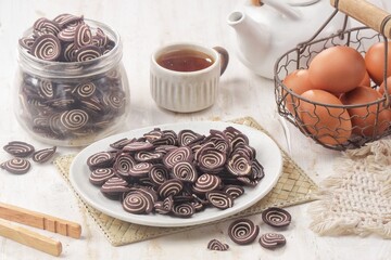 Kue Kuping Gajah is a traditional cake from Indonesia. Elephant ears have a unique shape and a sweet, delicious and crunchy taste