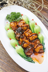 Mao's Braised Pork with Chinese Wolfberry and Nan Meat