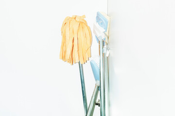 Cleaning tools cleaning implements and mops  & hard direct flashlight