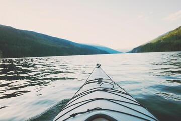 Naklejka premium Cropped boat sailing on lake