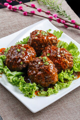 Wedding Braised Pork Meatballs